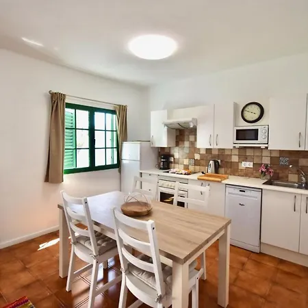 Terracitas 3 Hiru , Coqueto Con Ac , Terraza Y Piscina Comunitaria * Playa Blanca